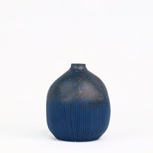 Load image into Gallery viewer, Cucumis Vase Ceramics Living Green Decor Blue Speckle SMALL
