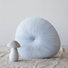 Load image into Gallery viewer, Mushroom Ceramics Roshi Ceramics