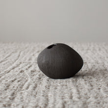 Load image into Gallery viewer, Pebble Charcoal Ceramics Living Green Decor