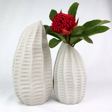 Load image into Gallery viewer, Pod Vase Ceramics Living Green Decor