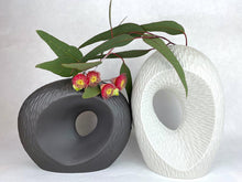 Load image into Gallery viewer, Vortex Vase Ceramics Living Green Decor