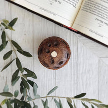 Load image into Gallery viewer, Banksia Aroma Pod Diffusers &amp; Coasters Diffusers Living Green Decor 
