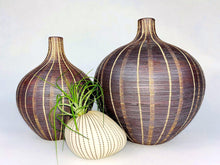 Load image into Gallery viewer, Congo Vase Ceramics Living Green Decor 
