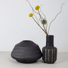 Load image into Gallery viewer, Darwin vases Roshi Ceramics 
